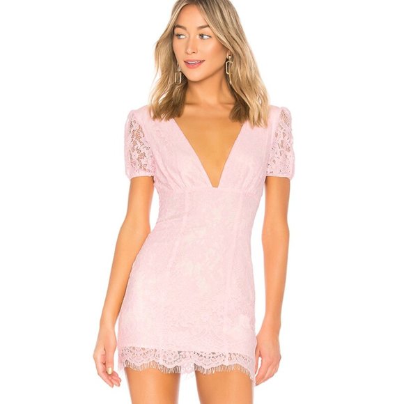 MAJORELLE Dresses & Skirts - Majorelle Nora Mini Dress Light Pink Deep V Short Sleeve Lace